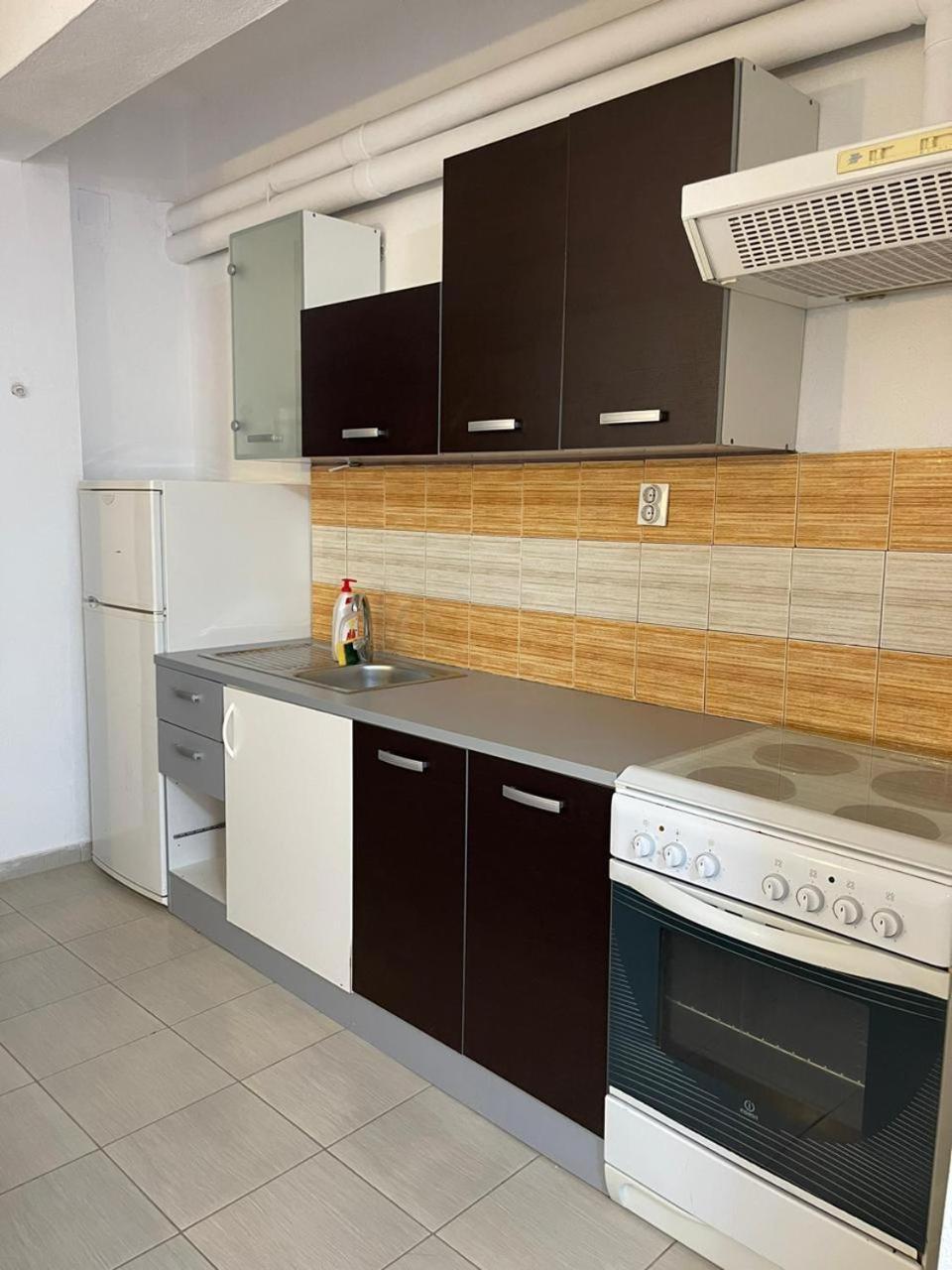 Peaceful Apartments In Elani エクステリア 写真
